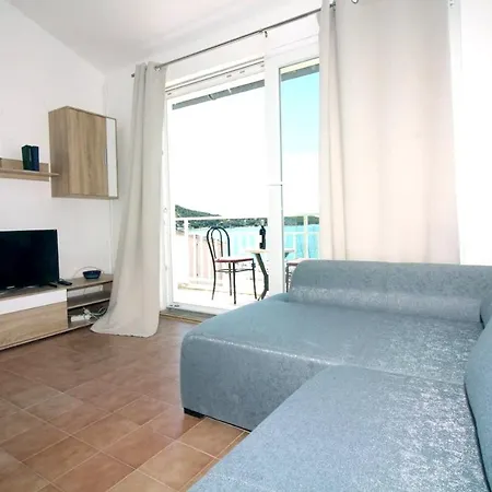 Comfortable In Apartman