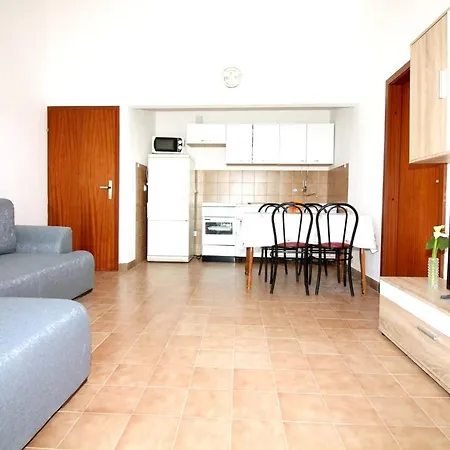 Apartman Comfortable In Tisno